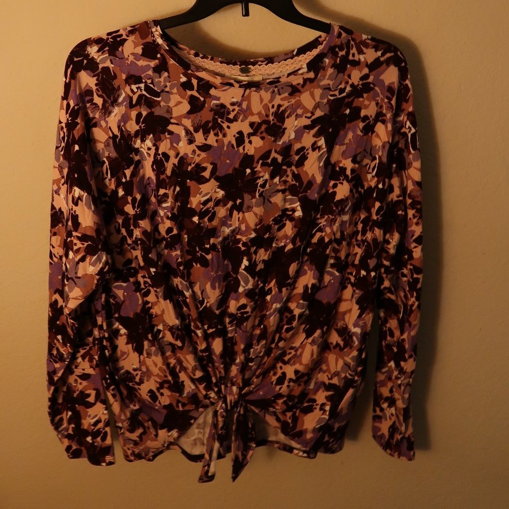 Floral Print Purple pink Tie Front Medium Top